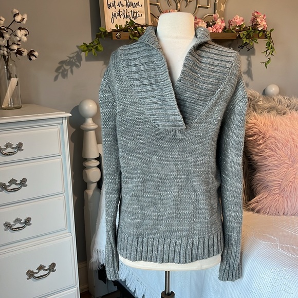Comfy Sweater Gray Sequin Collar Plunge Neck Roomy Womens Medium - Picture 16 of 16